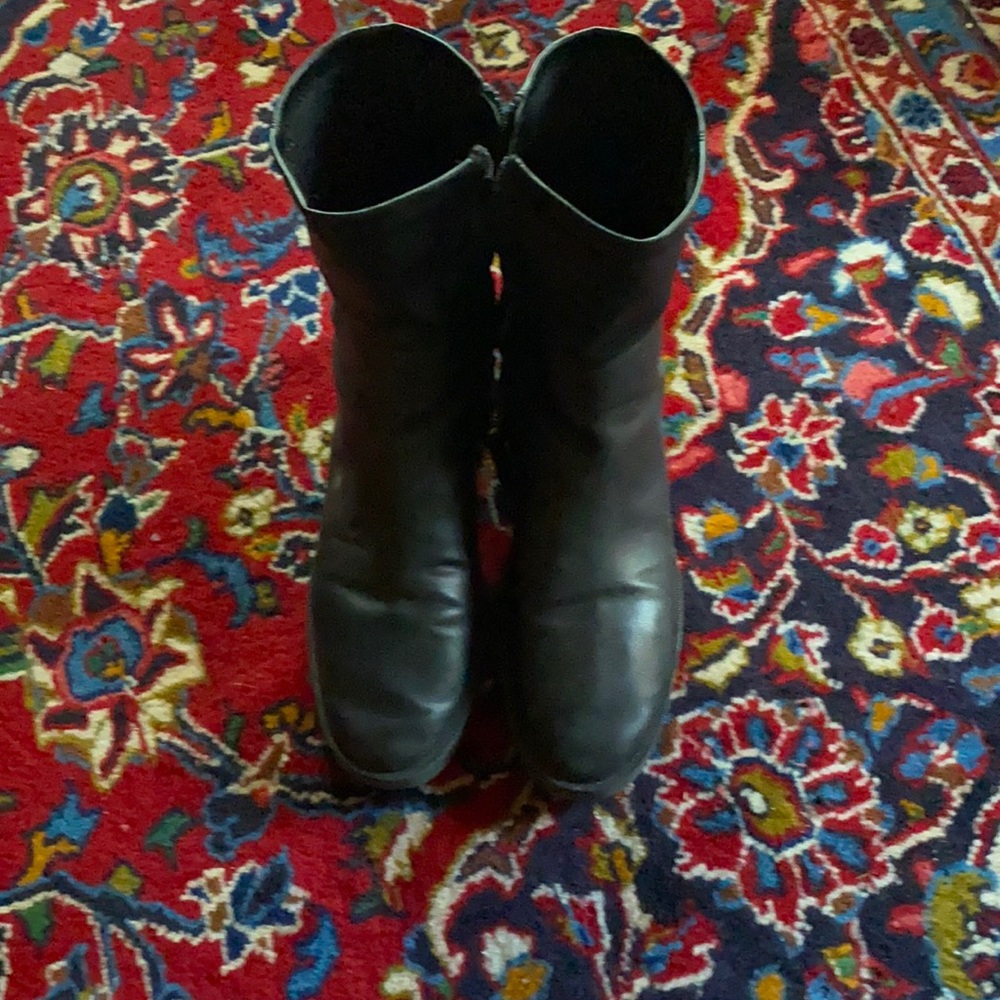 Black Boots